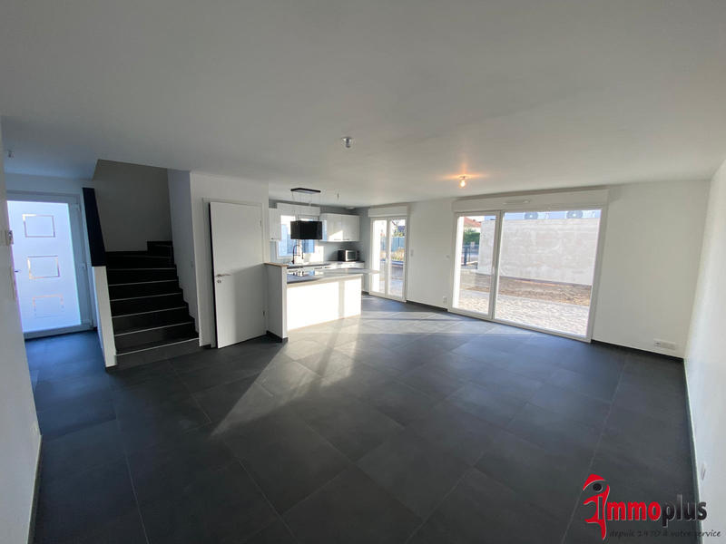 Maison - 98 m² - 5 pièces