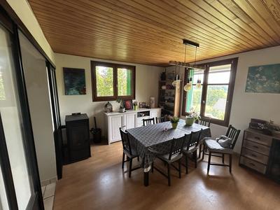 Maison - 97 m² - 5 pièces