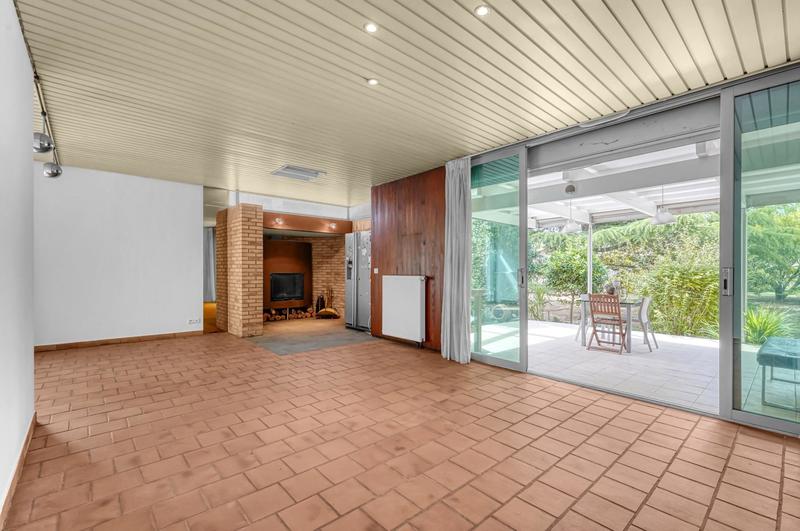 Maison - 233 m² - 9 pièces