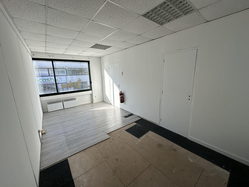 Local commercial - 560 m²