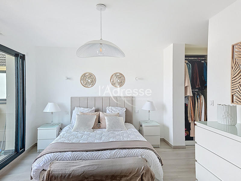 Maison - 166 m² - 6 pièces