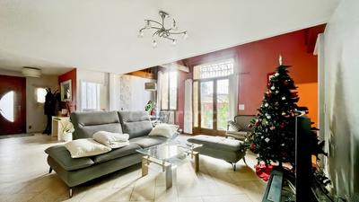 Maison en pierre - 167 m² - 7 pièces