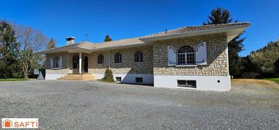 Maison - 322 m² - 9 pièces