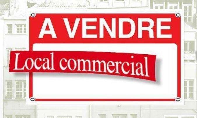 Local commercial - 230 m² - 2 pièces