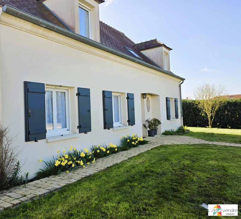 Maison - 171 m² - 7 pièces