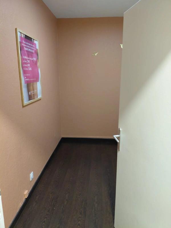 Bureau - 89 m² - 7 pièces