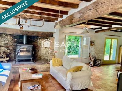 Maison - 335 m² - 10 pièces