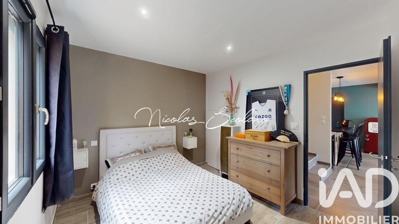 Maison - 186 m² - 5 pièces