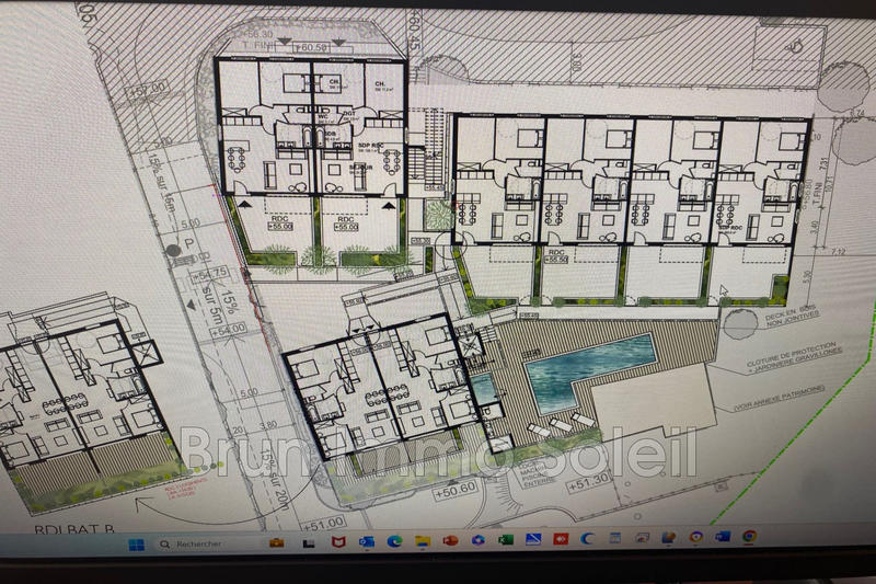 Appartement - 99 m² - 4 pièces