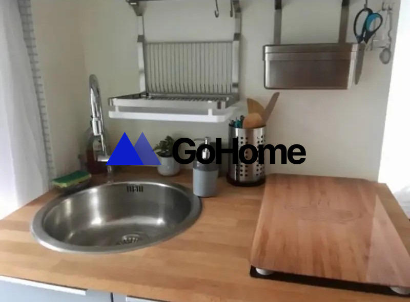 Studio - 14 m² - 1 pièce