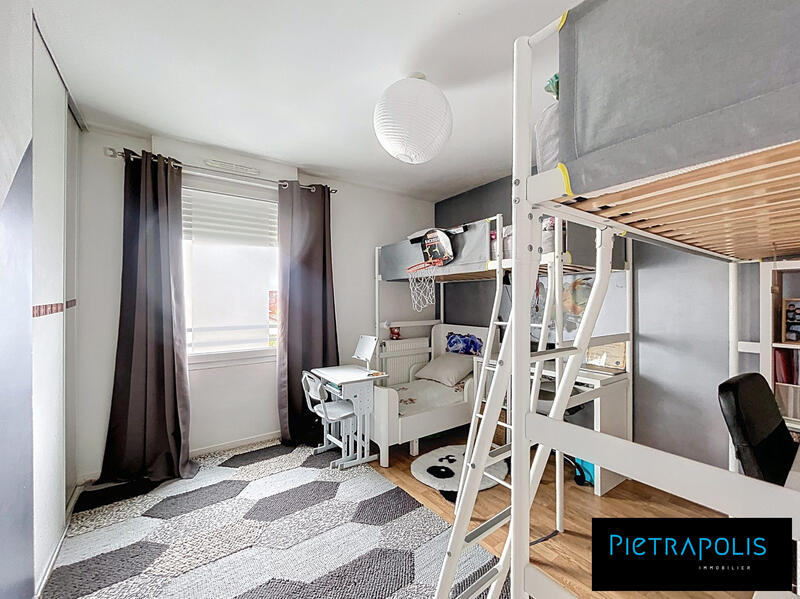 Appartement - 64 m² - 3 pièces