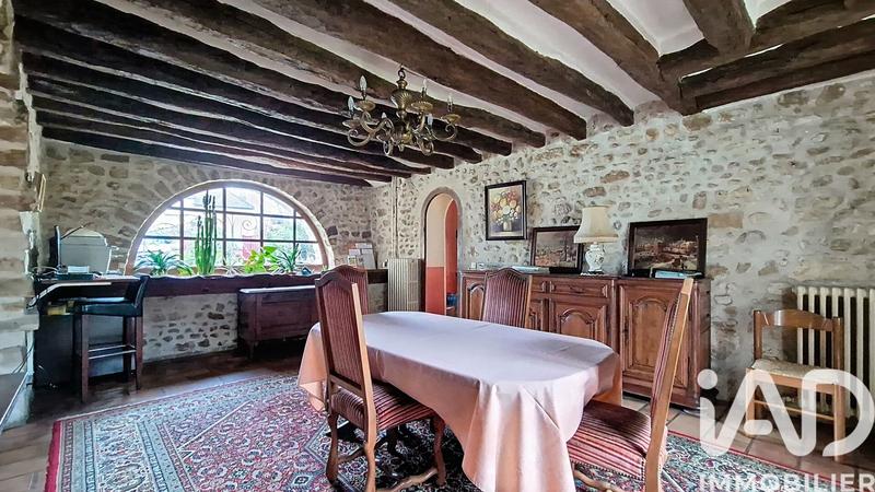 Maison - 185 m² - 8 pièces