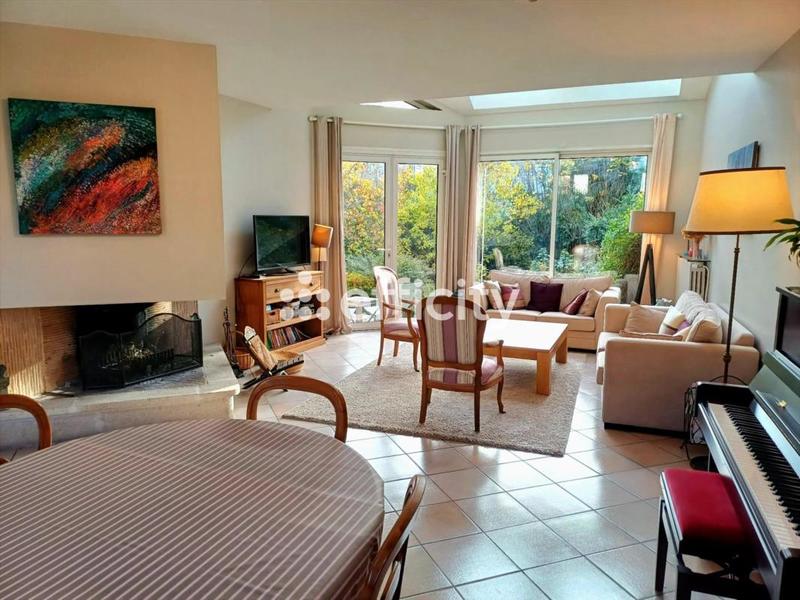 Villa - 158 m² - 7 pièces