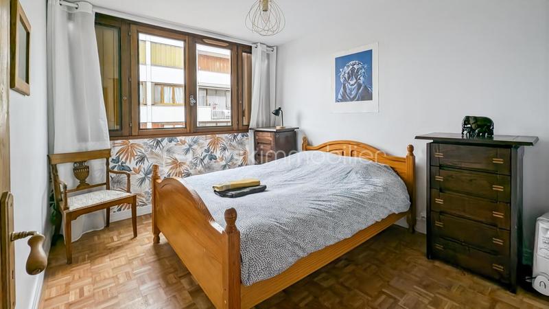 Appartement - 97 m² - 5 pièces