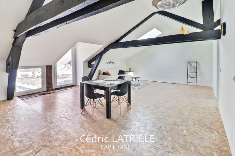 Maison - 248 m² - 12 pièces