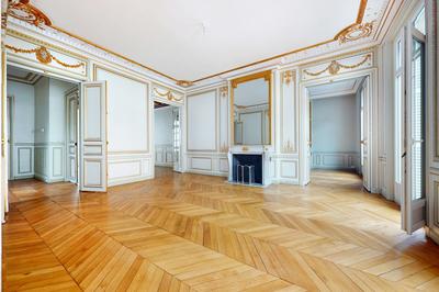 Appartement - 182 m² - 7 pièces