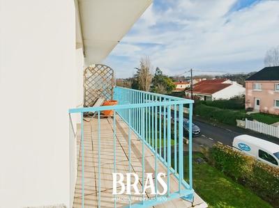 Appartement - 79 m² - 4 pièces