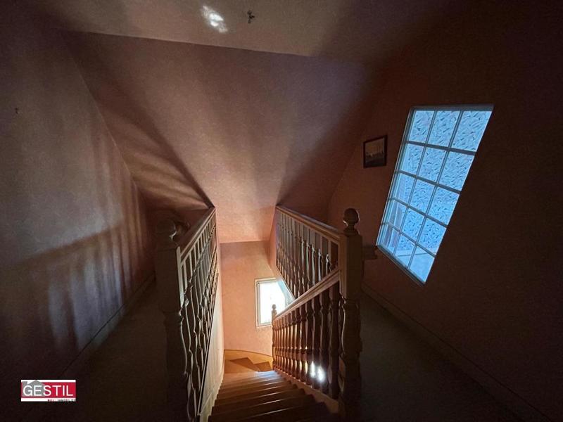 Pavillon - 173 m² - 6 pièces