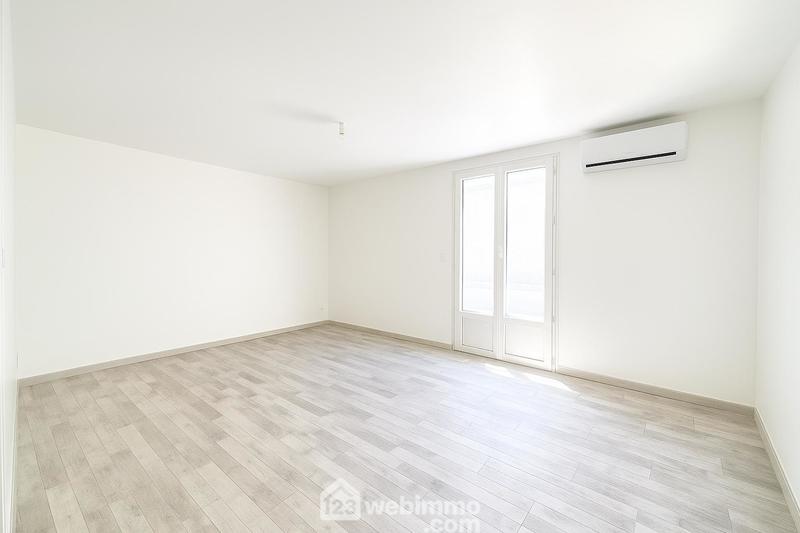 Maison de village - 105 m² - 6 pièces