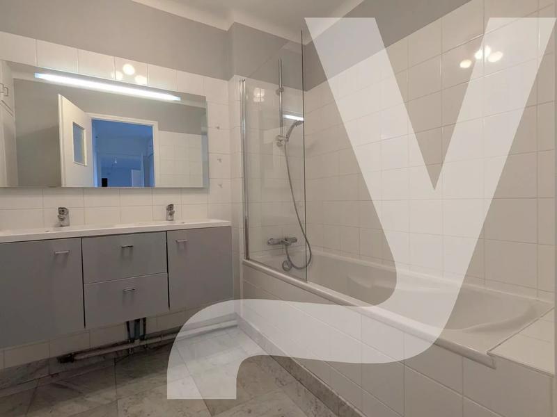 Appartement - 117 m² - 5 pièces