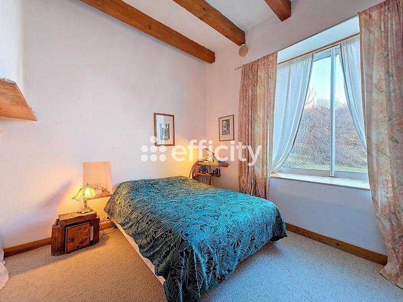 Mas - 300 m² - 11 pièces