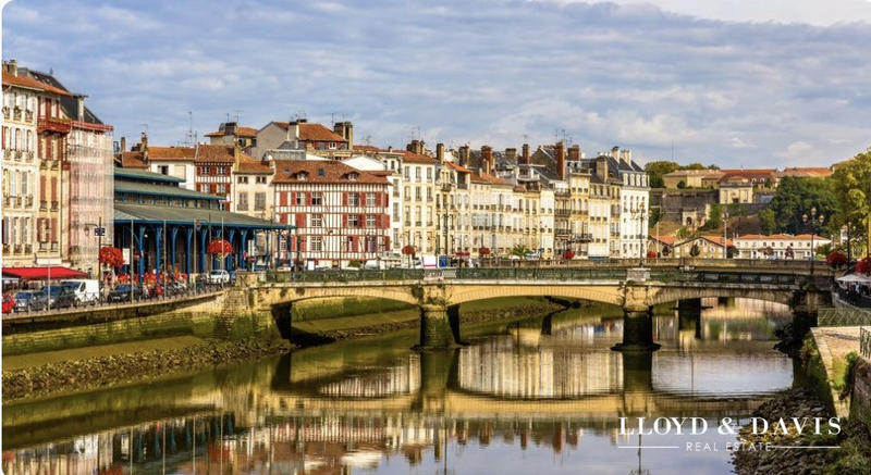 Fonds de commerce - Local d'activité / Entrepôt - 20 m²
