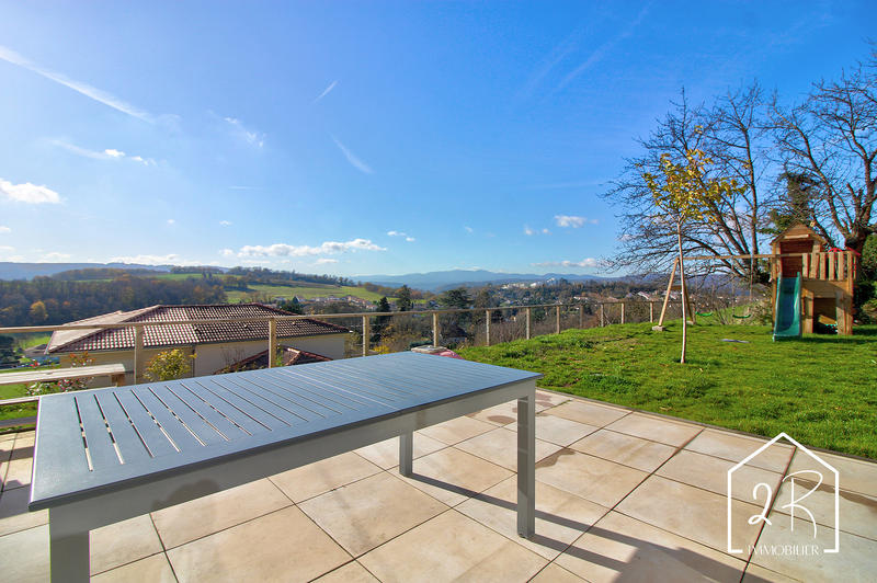 Maison - 114 m² - 5 pièces