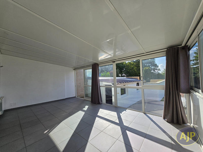 Maison - 89 m² - 5 pièces