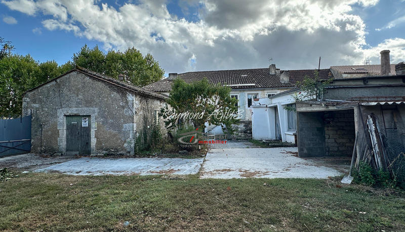 Maison de village - 132 m² - 8 pièces