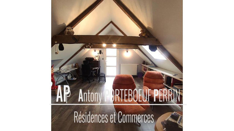 Maison - 184 m² - 5 pièces