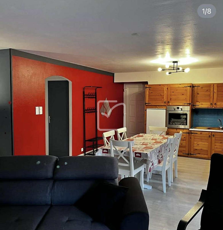 Maison - 262 m² - 11 pièces