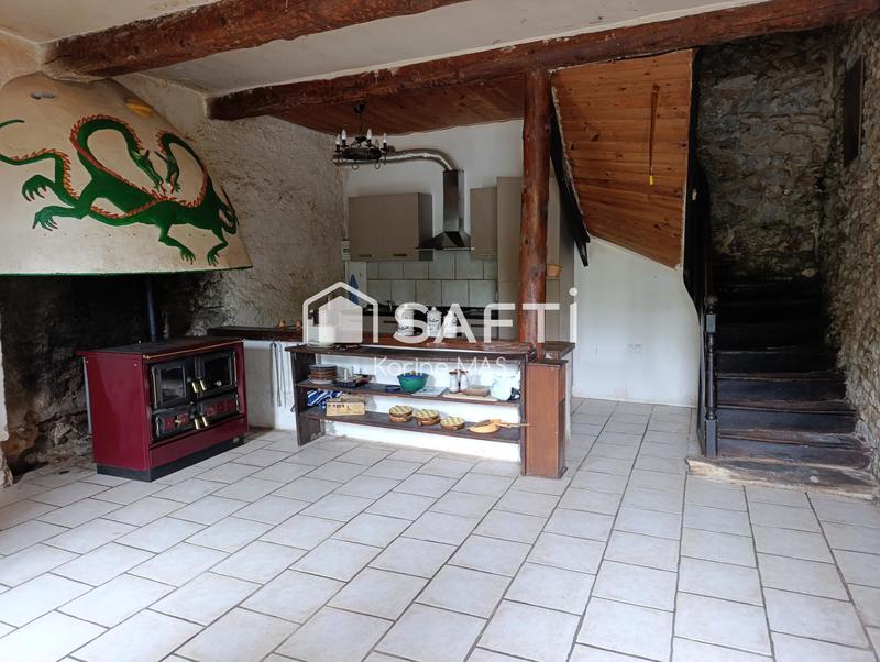 Maison - 88 m² - 5 pièces