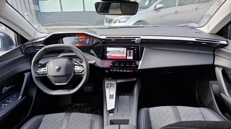 Peugeot 408 Phev 180 E-Eat8 Allure