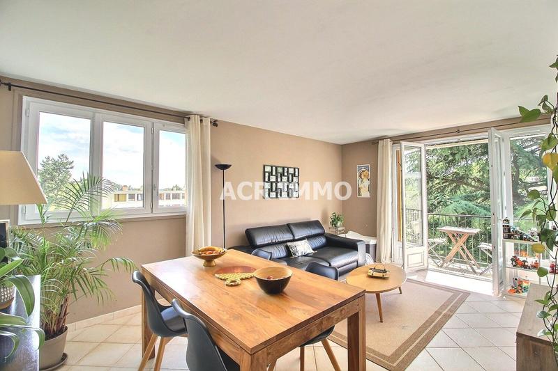 Appartement - 65 m² - 3 pièces