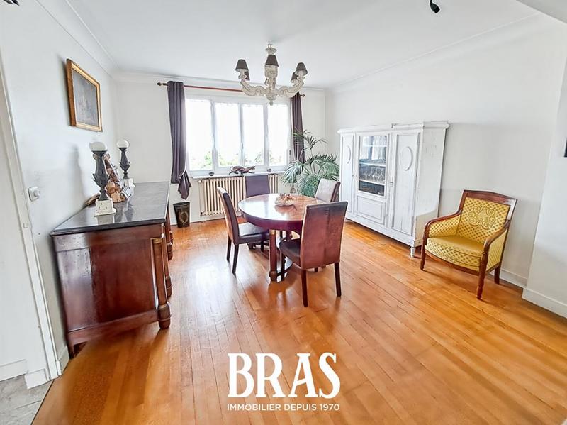 Appartement - 141 m² - 4 pièces