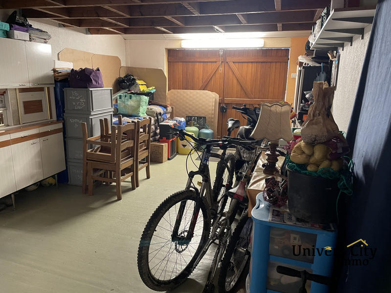 Maison - 95 m² - 4 pièces