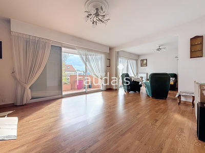 Appartement - 84 m² - 3 pièces