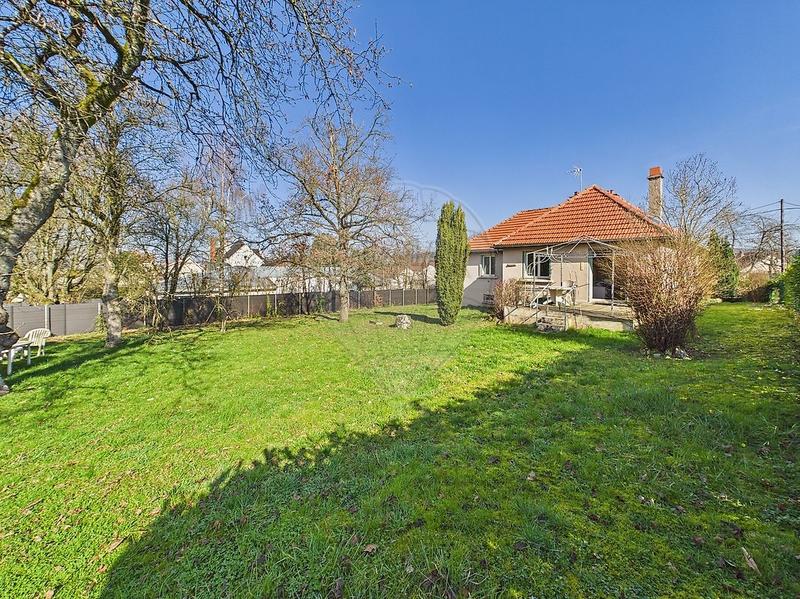 Maison - 95 m² - 7 pièces