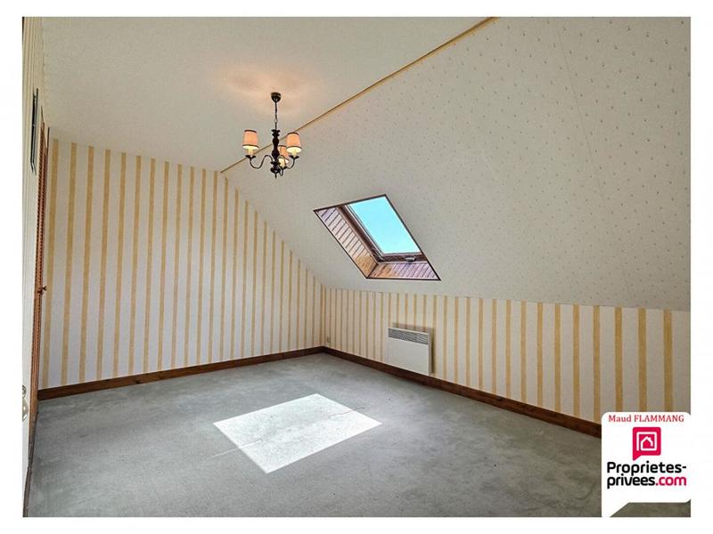 Maison - 224 m² - 8 pièces