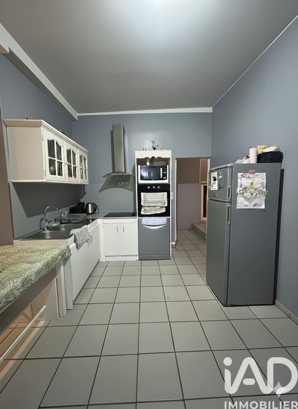 Maison - 229 m² - 11 pièces