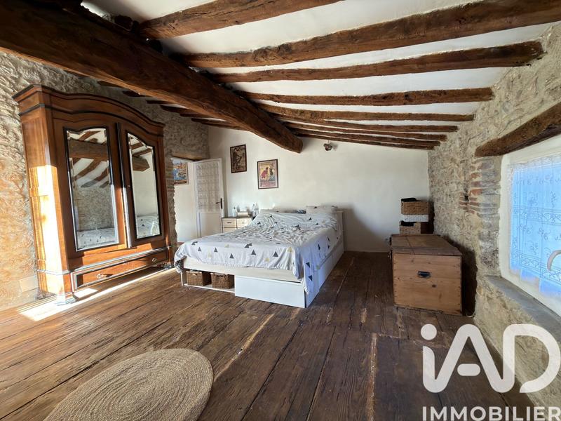 Maison - 223 m² - 8 pièces