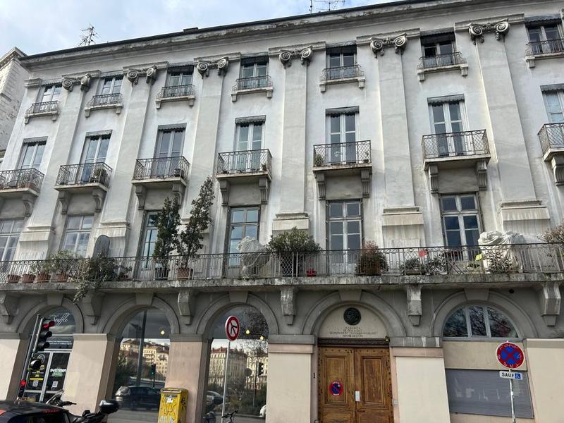 Duplex - 182 m² - 6 pièces