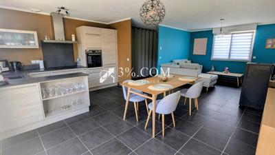 Maison - 103 m² - 4 pièces