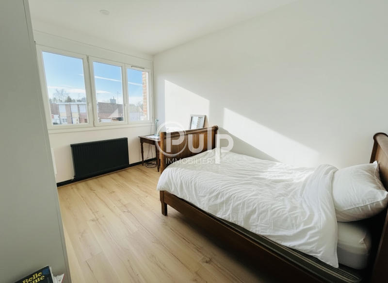 Maison - 83 m² - 5 pièces