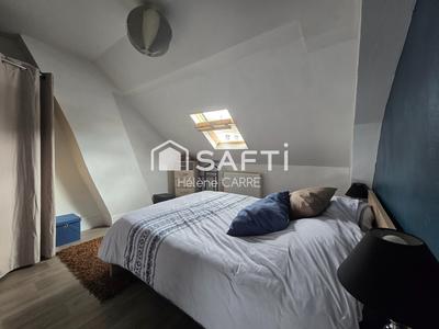 Maison - 90 m² - 5 pièces