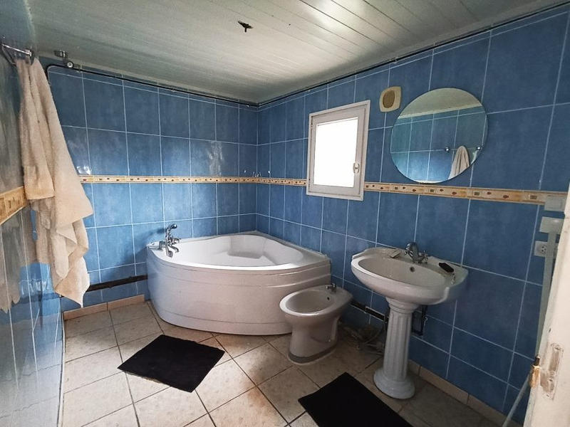 Maison - 140 m² - 7 pièces