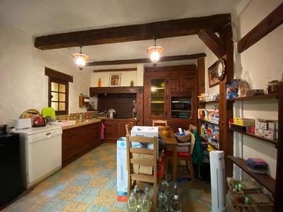 Maison - 270 m² - 8 pièces