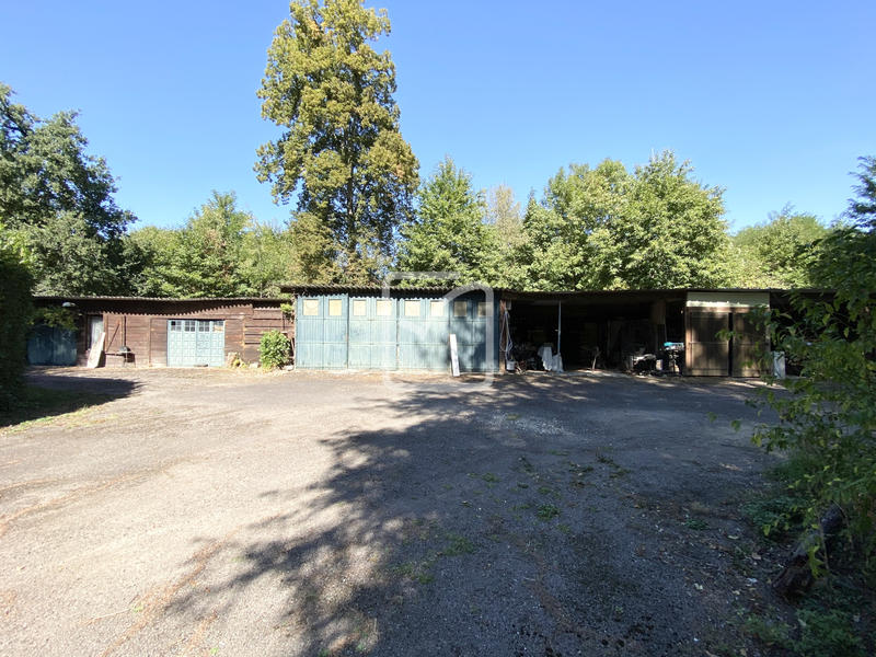 Maison - 208 m² - 6 pièces