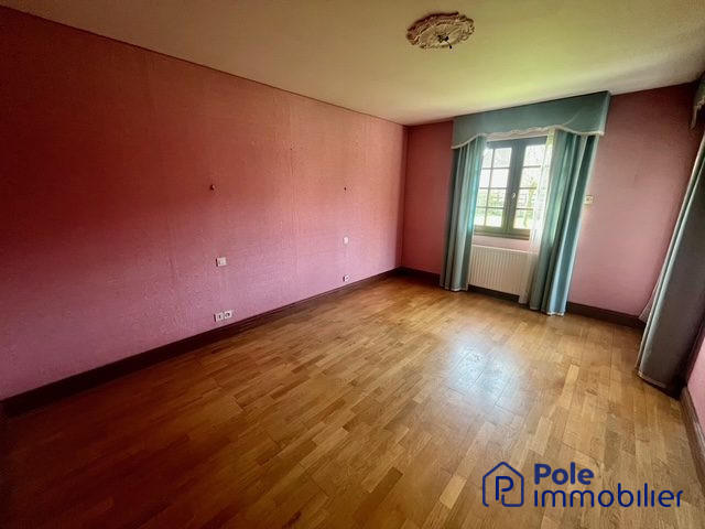 Maison - 219 m² - 6 pièces