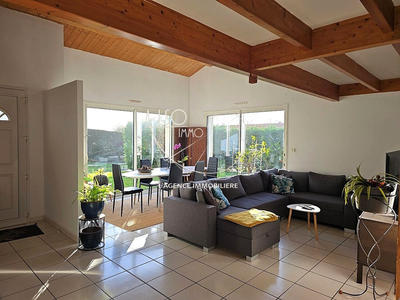 Maison traditionnelle - 124 m² - 5 pièces